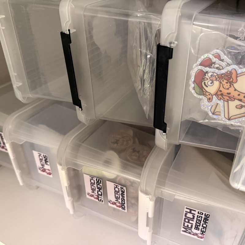 Forberedelse — vi fik gjort en masse merchbags klar — 3