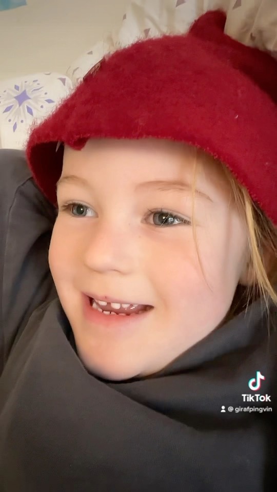 Julens Tinka Tættere på Tilde 🎄🎶