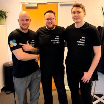 No accessibility caption